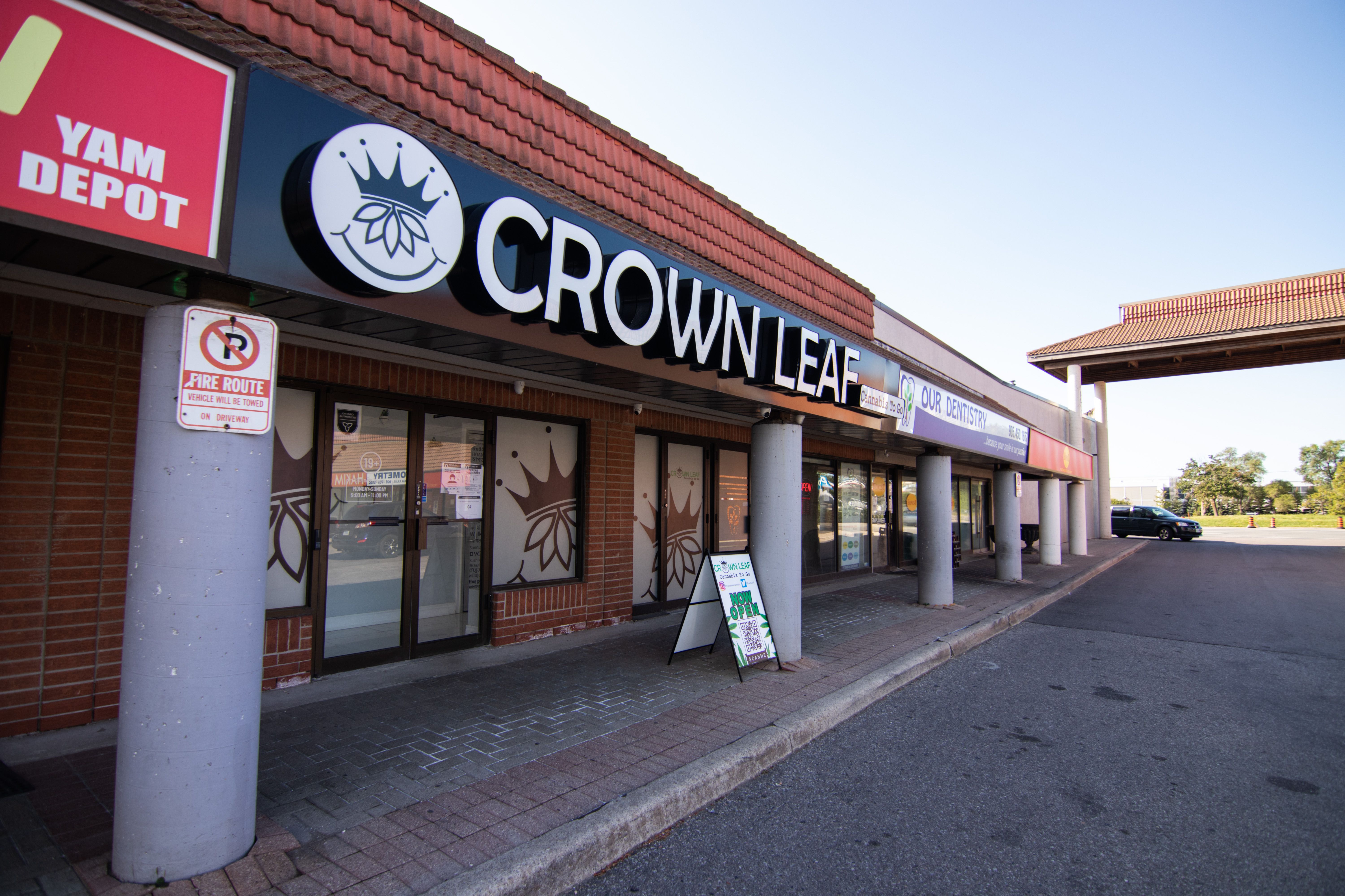 Cannabis Store Crown Leaf Cannabis - Brampton - Steeles Ave - 0