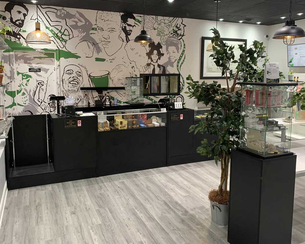 Cannabis Store 6 of Spade - Toronto - Best Prices In Town!  - 4
