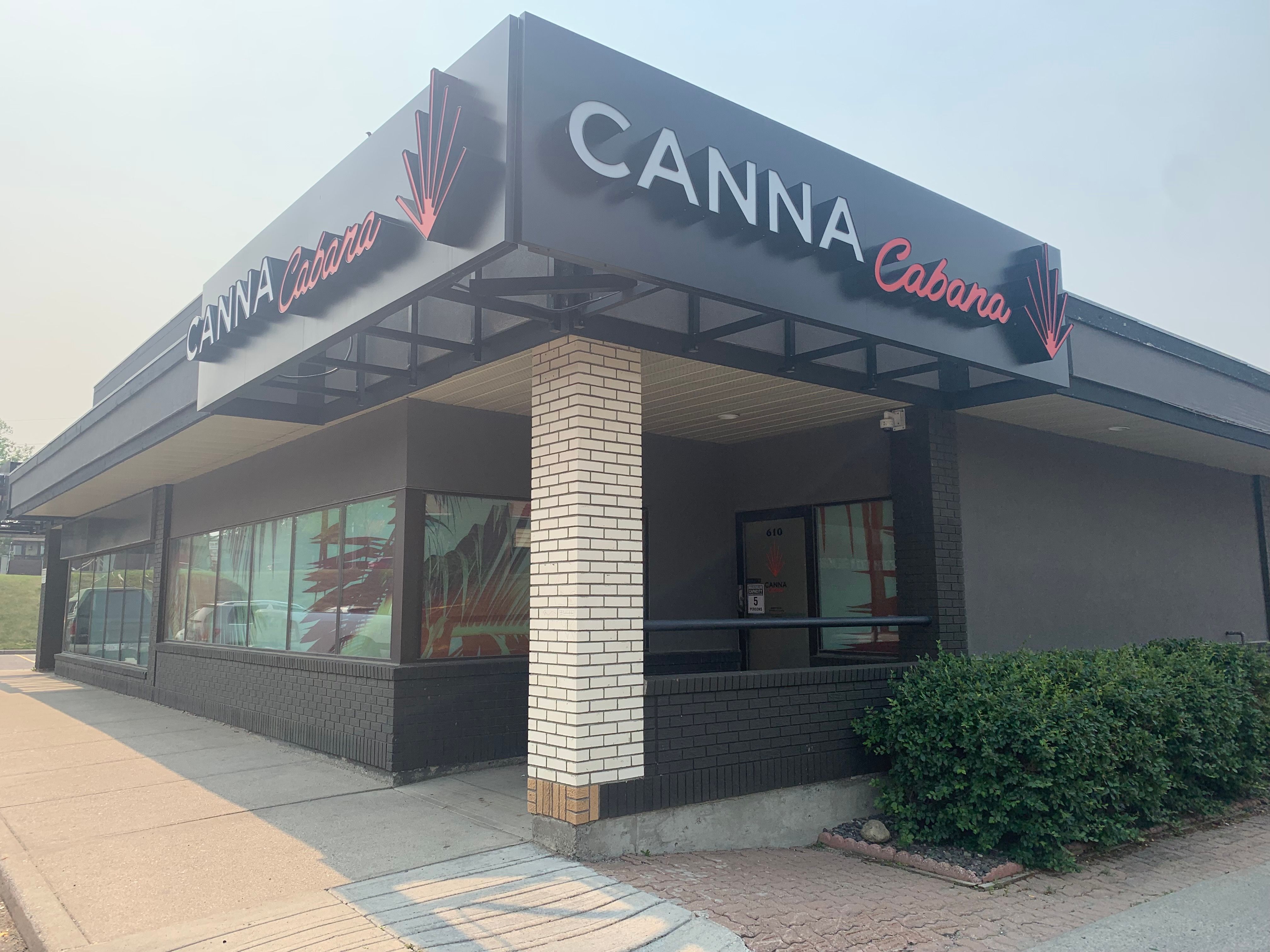 Cannabis Store Canna Cabana - Calgary, Crowfoot - 4