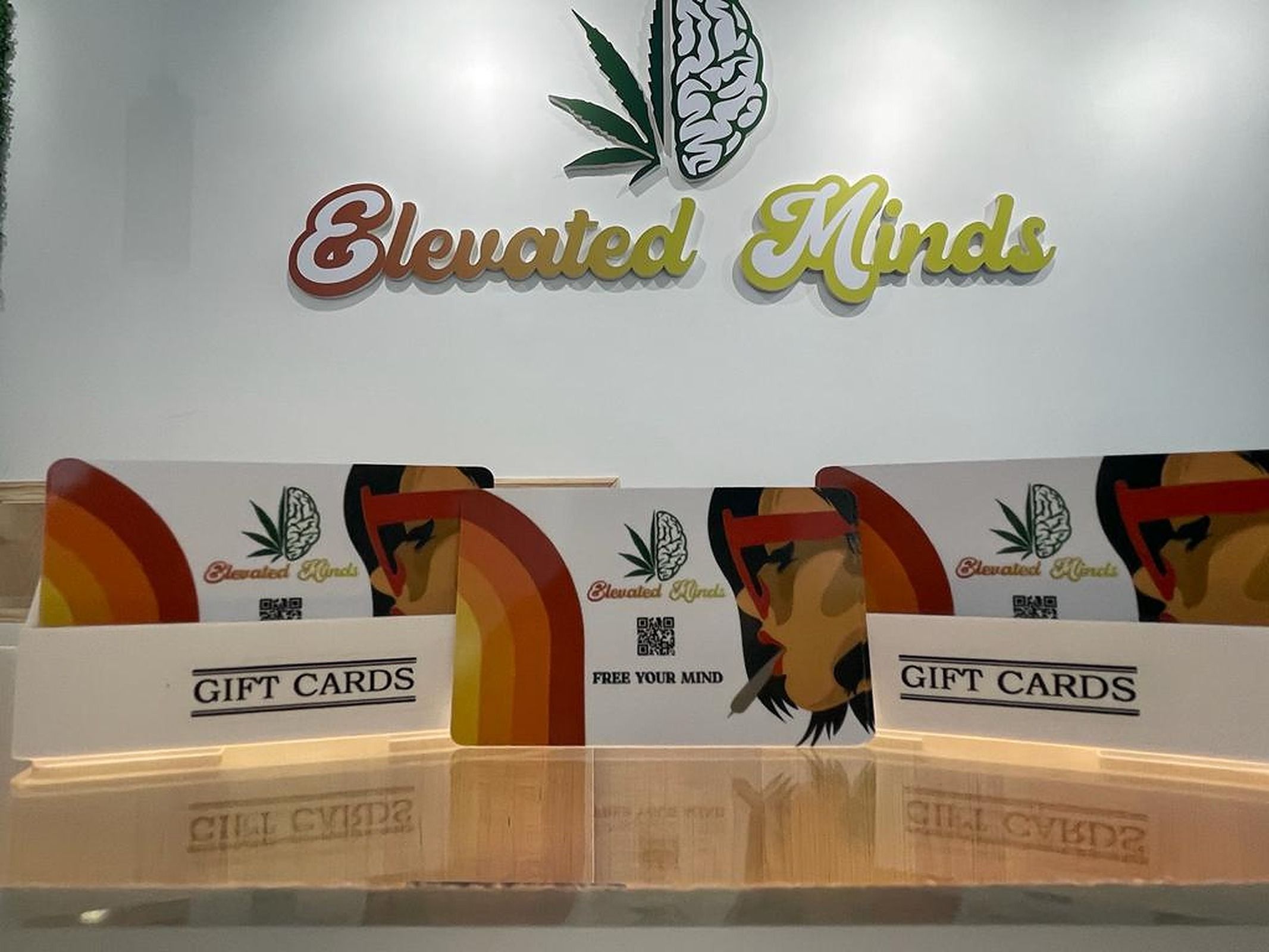 Cannabis Store Elevated Minds - Stoney Creek - 14