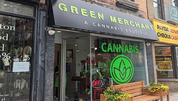 Cannabis Store Green Merchant Cannabis Co. (Yonge) - 1